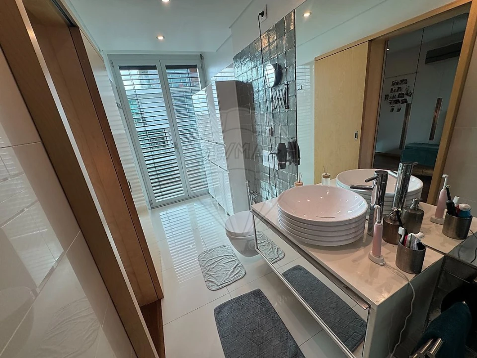 Apartamento T3 para Arrendamento em Glória e Vera Cruz Foto 1