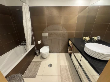 Apartamento T3 para Arrendamento em Glória e Vera Cruz
