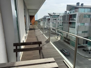 Apartamento T3 para Arrendamento em Glória e Vera Cruz
