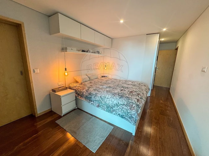 Apartamento T3 para Arrendamento em Glória e Vera Cruz Foto 5