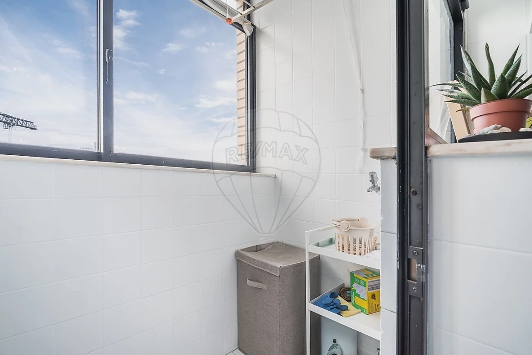 Apartamento T1 para Venda em Santa Marinha e São Pedro da Afurada Foto 17