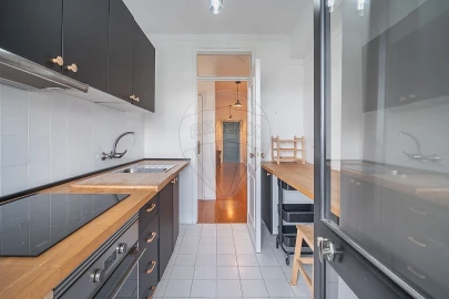 Apartamento T1 para Venda em Santa Marinha e São Pedro da Afurada