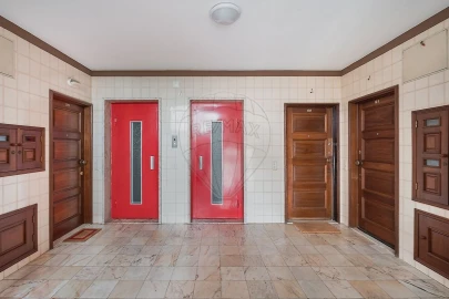 Apartamento T1 para Venda em Santa Marinha e São Pedro da Afurada