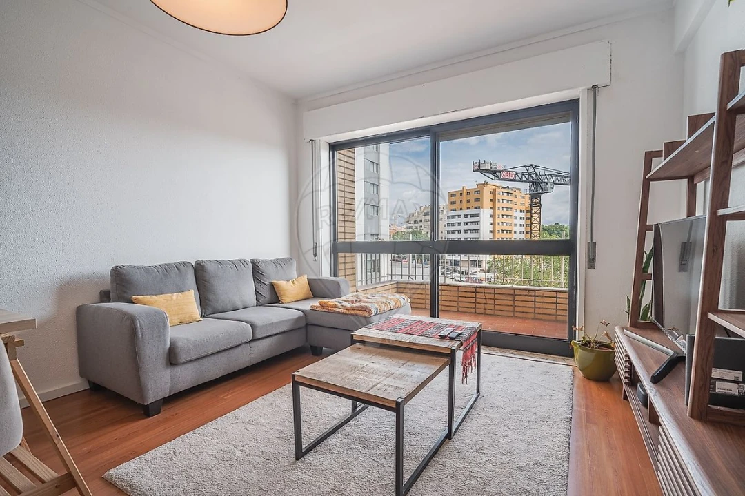 Apartamento T1 para Venda em Santa Marinha e São Pedro da Afurada Foto 5