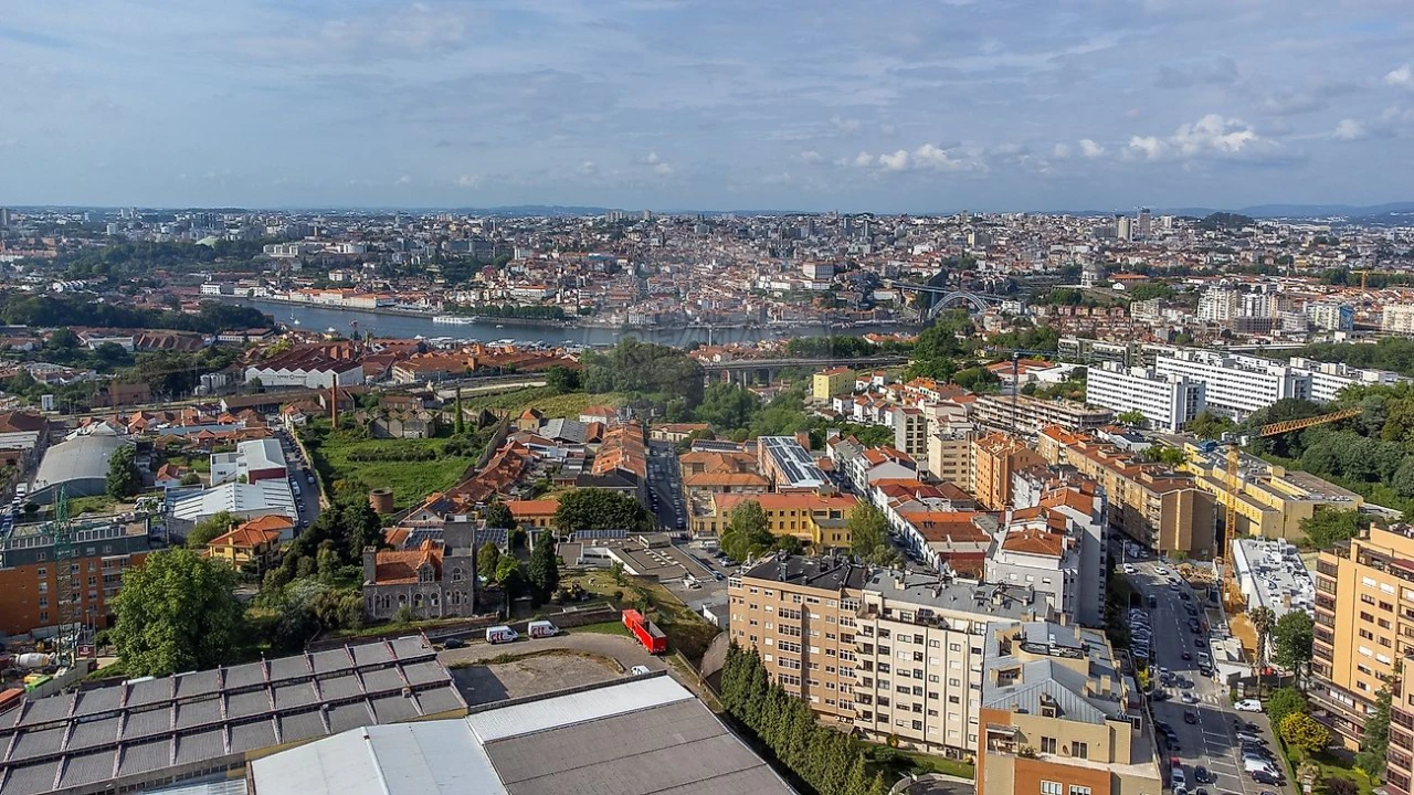 Apartamento T1 para Venda em Santa Marinha e São Pedro da Afurada Foto 25