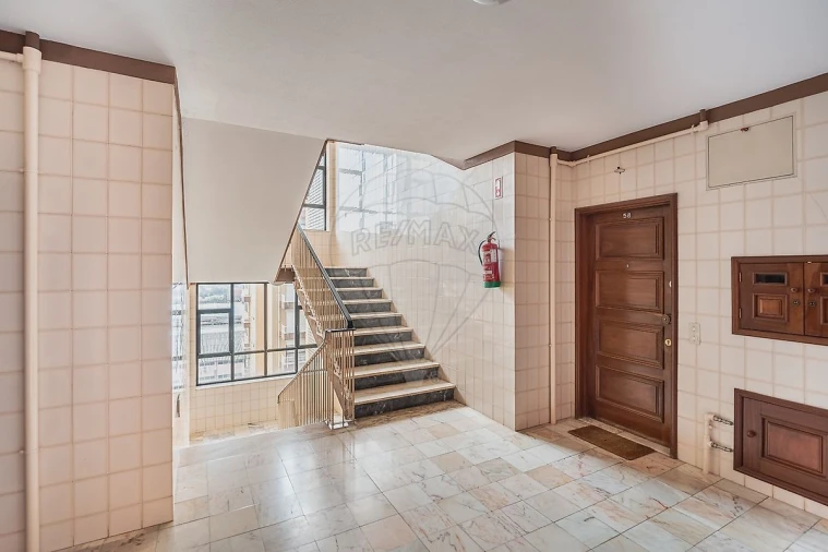 Apartamento T1 para Venda em Santa Marinha e São Pedro da Afurada Foto 20
