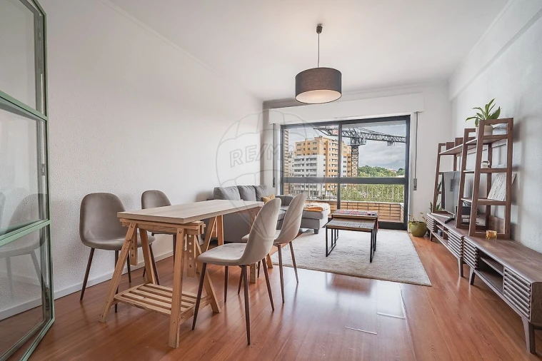 Apartamento T1 para Venda em Santa Marinha e São Pedro da Afurada Foto 4