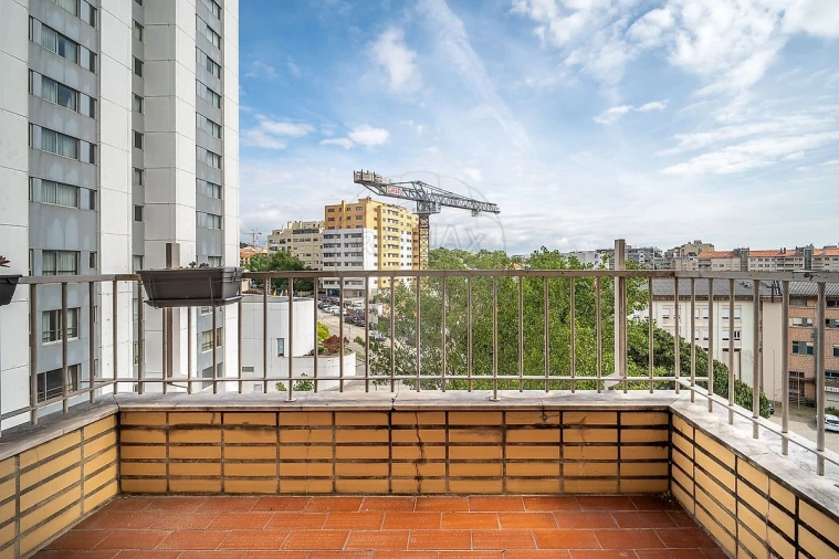 Apartamento T1 para Venda em Santa Marinha e São Pedro da Afurada Foto 8