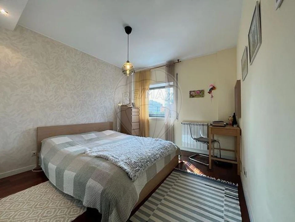 Apartamento T3 para Arrendamento em Glória e Vera Cruz Foto 5