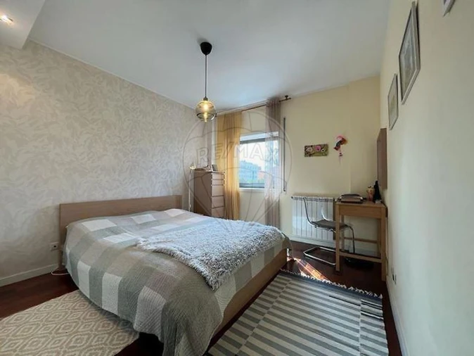 Apartamento T3 para Arrendamento em Glória e Vera Cruz Foto 5