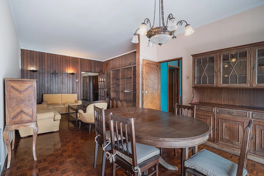 Apartamento T4 para Arrendamento em Lordelo do Ouro e Massarelos Foto 27