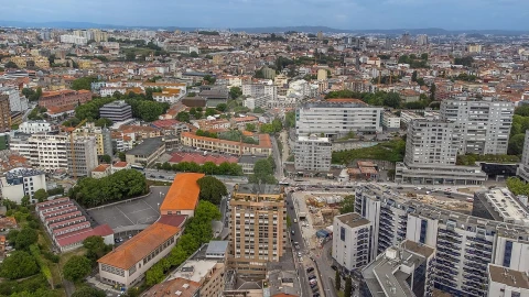 Apartamento T4 para Arrendamento em Lordelo do Ouro e Massarelos
