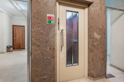 Apartamento T4 para Arrendamento em Lordelo do Ouro e Massarelos