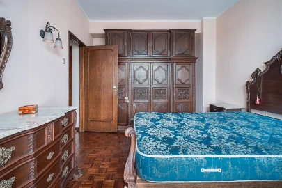 Apartamento T4 para Arrendamento em Lordelo do Ouro e Massarelos