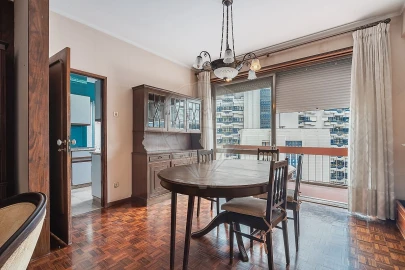 Apartamento T4 para Arrendamento em Lordelo do Ouro e Massarelos