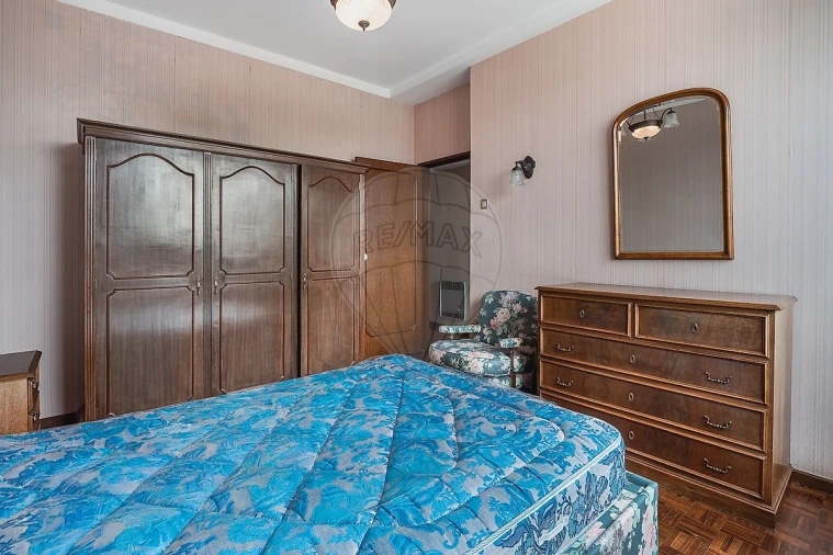 Apartamento T4 para Arrendamento em Lordelo do Ouro e Massarelos Foto 18