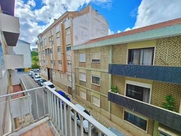 Apartamento T2 para Venda em Caldas da Rainha - Santo Onofre e Serra do Bouro
