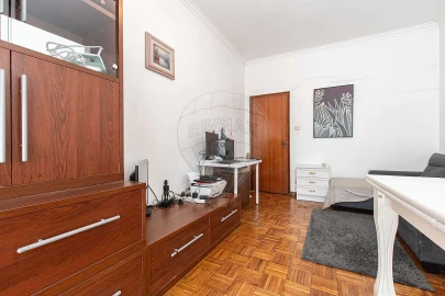 Apartamento T2 para Venda em Santa Iria de Azoia, São João da Talha e Bobadela