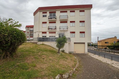 Apartamento T2 para Venda em Santa Iria de Azoia, São João da Talha e Bobadela