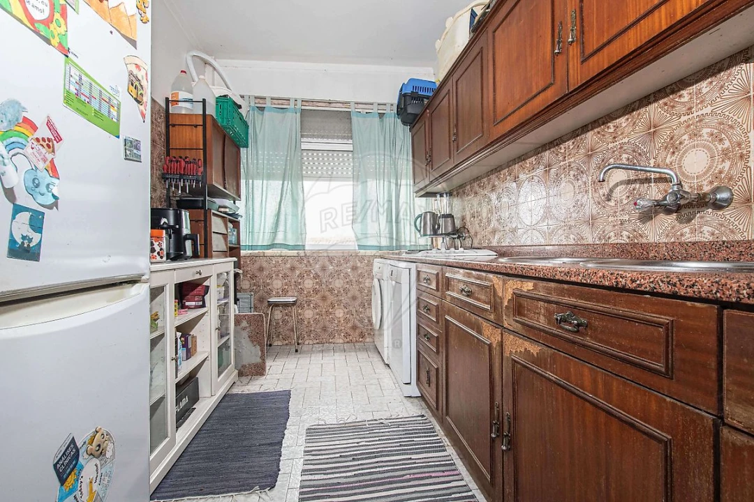 Apartamento T2 para Venda em Santa Iria de Azoia, São João da Talha e Bobadela Foto 17