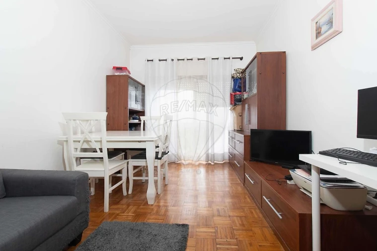 Apartamento T2 para Venda em Santa Iria de Azoia, São João da Talha e Bobadela Foto 7
