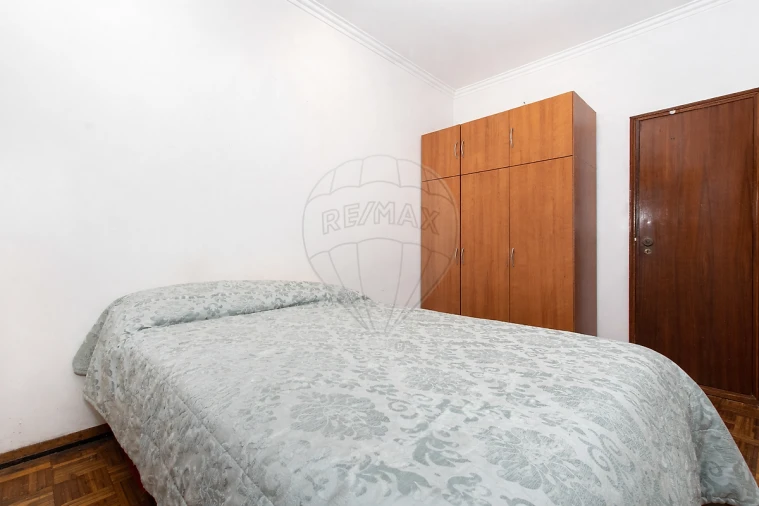 Apartamento T2 para Venda em Santa Iria de Azoia, São João da Talha e Bobadela Foto 16