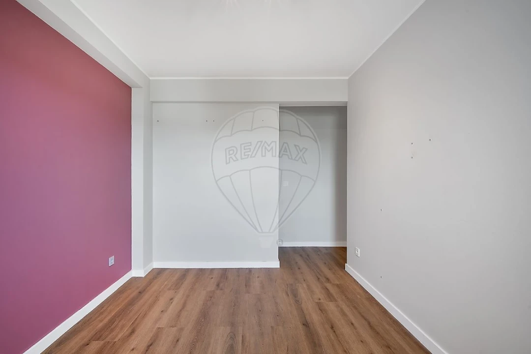 Apartamento T3 para Venda em Ramalde Foto 12