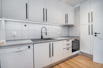 Apartamento T3 para Venda em Ramalde