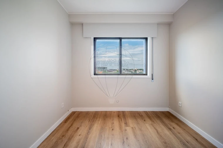 Apartamento T3 para Venda em Ramalde Foto 14