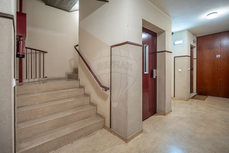 Apartamento T3 para Venda em Ramalde Foto 24