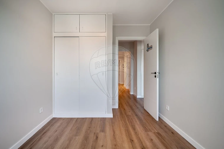 Apartamento T3 para Venda em Ramalde Foto 17