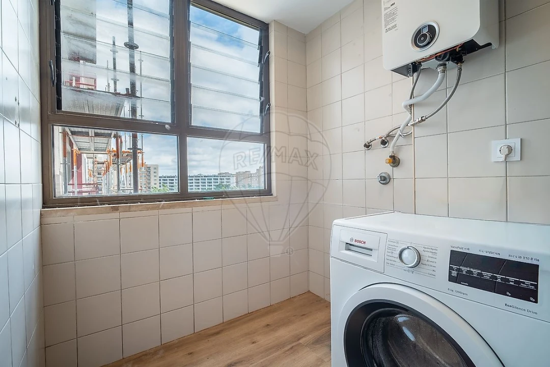 Apartamento T3 para Venda em Ramalde Foto 7