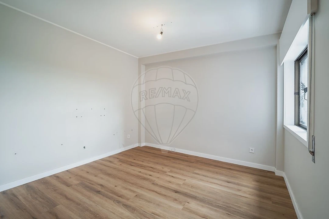 Apartamento T3 para Venda em Ramalde Foto 3