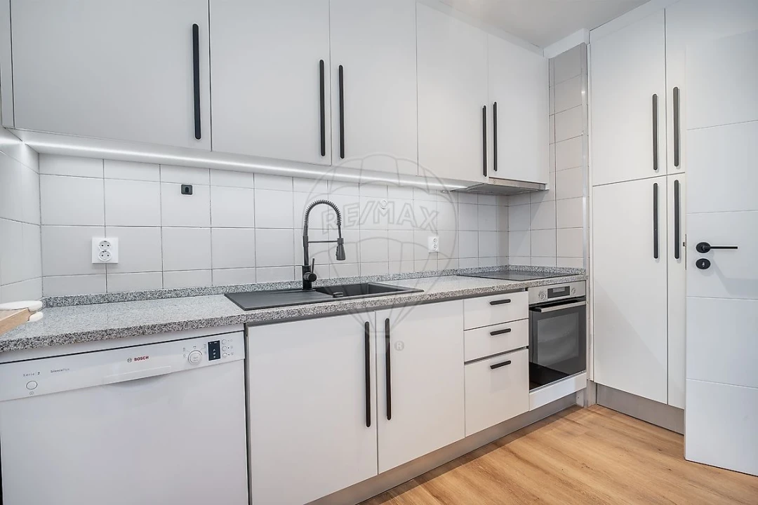 Apartamento T3 para Venda em Ramalde Foto 10