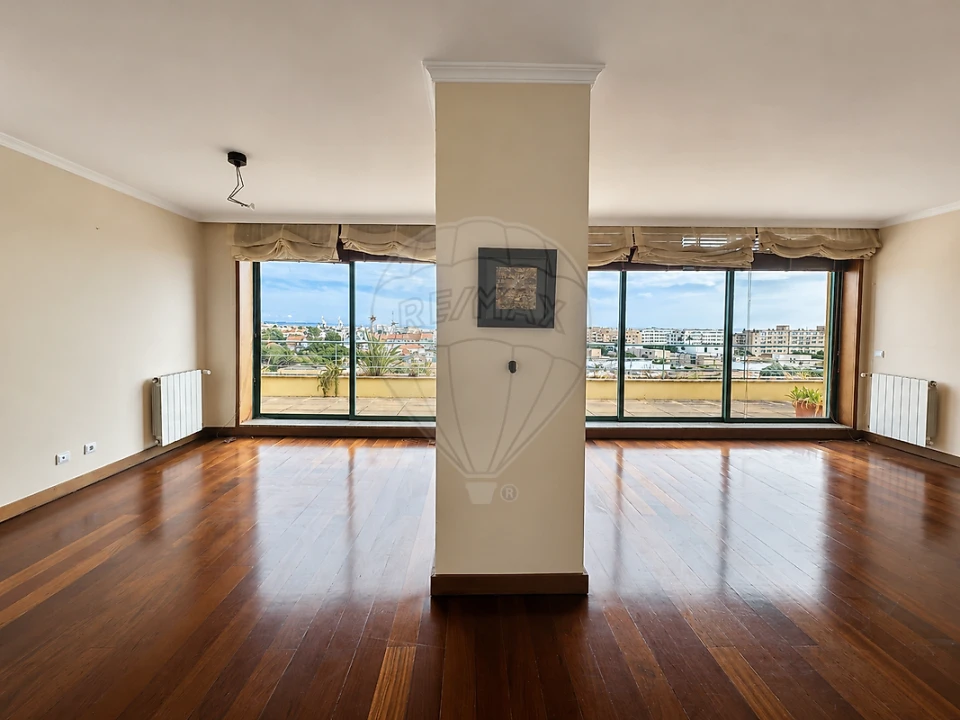 Apartamento T4 para Arrendamento em Matosinhos e Leça da Palmeira Foto 13