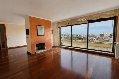 Apartamento T4 para Arrendamento em Matosinhos e Leça da Palmeira