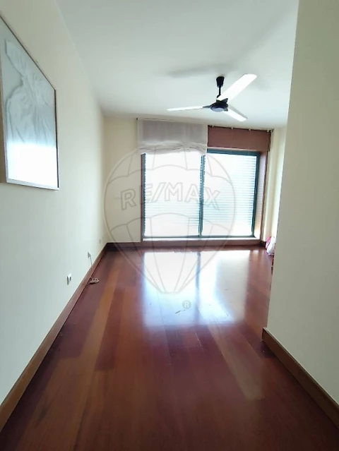 Apartamento T4 para Arrendamento em Matosinhos e Leça da Palmeira