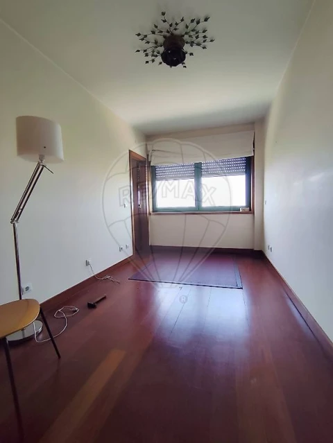 Apartamento T4 para Arrendamento em Matosinhos e Leça da Palmeira