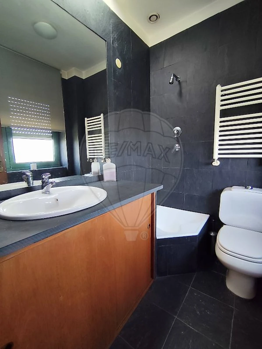 Apartamento T4 para Arrendamento em Matosinhos e Leça da Palmeira Foto 28