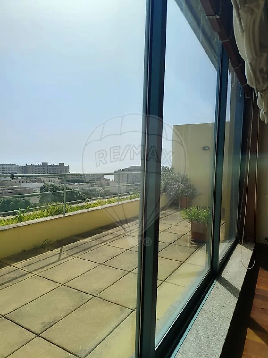 Apartamento T4 para Arrendamento em Matosinhos e Leça da Palmeira Foto 4