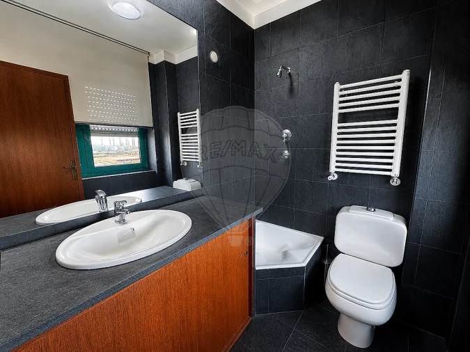 Apartamento T4 para Arrendamento em Matosinhos e Leça da Palmeira Foto 2