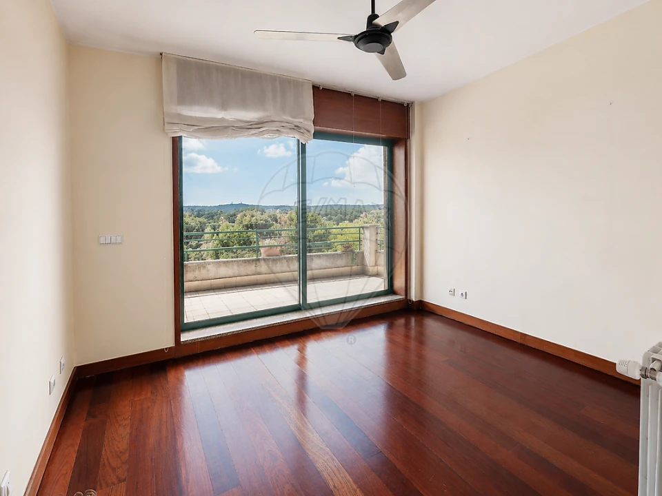 Apartamento T4 para Arrendamento em Matosinhos e Leça da Palmeira Foto 12