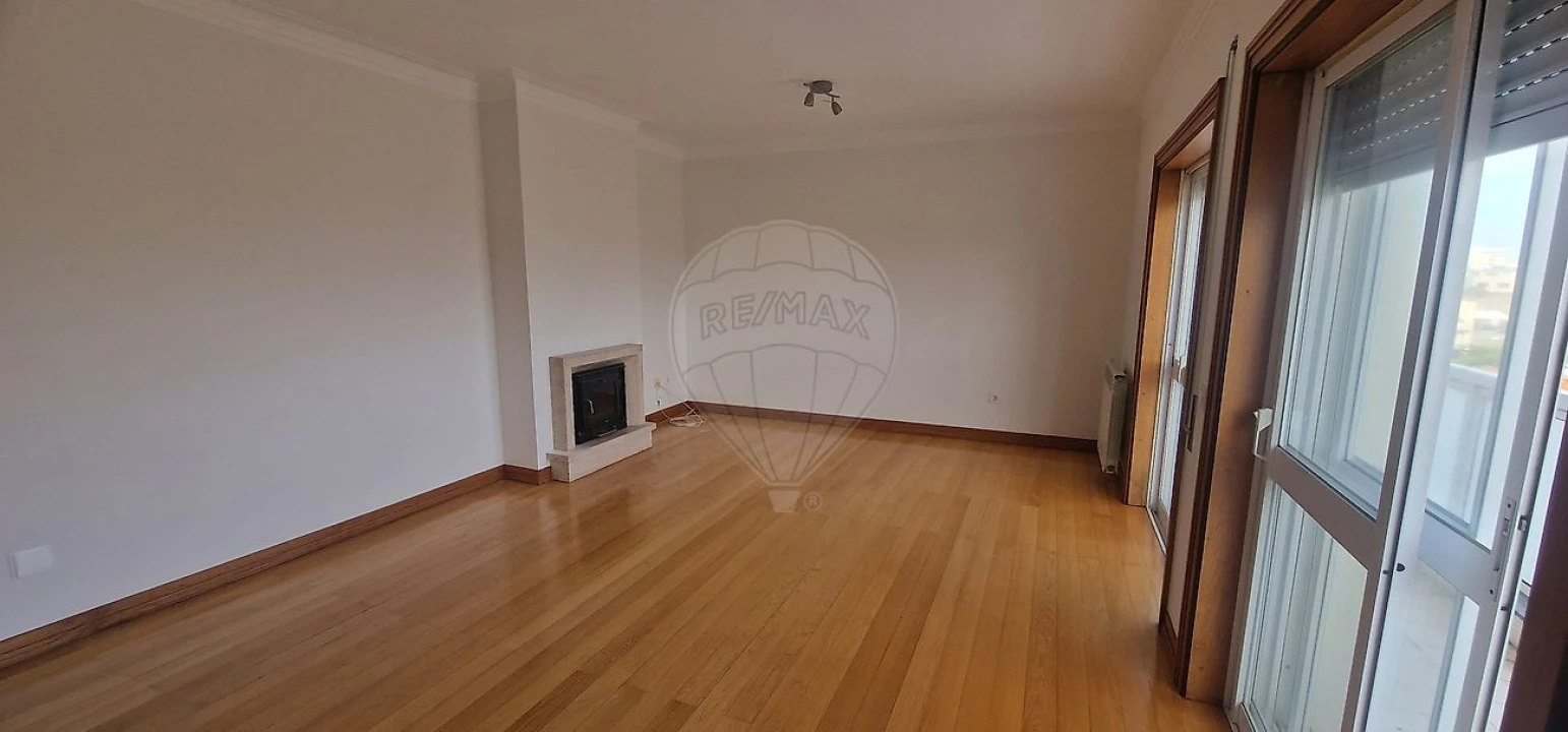 Apartamento T2 para Arrendamento em Matosinhos e Leça da Palmeira Foto 10
