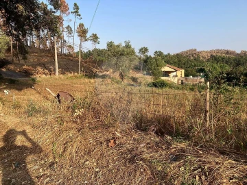 Terreno para Venda em Melres e Medas