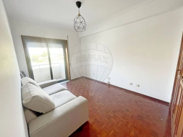 Apartamento T3 para Arrendamento em Espinho