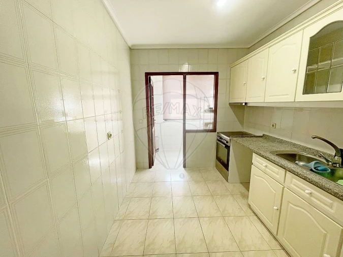 Apartamento T3 para Arrendamento em Espinho Foto 14