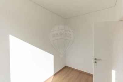 Apartamento T1 para Arrendamento em Mafamude e Vilar do Paraíso