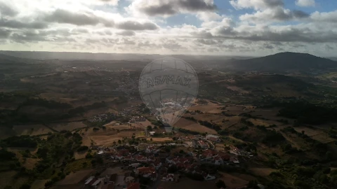 Moradia T4 para Venda em Sapataria