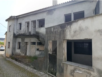 Prédio para Venda em Tourais e Lajes