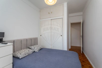 Apartamento T3 para Venda em Santa Maria e São Miguel, São Martinho, São Pedro Penaferrim